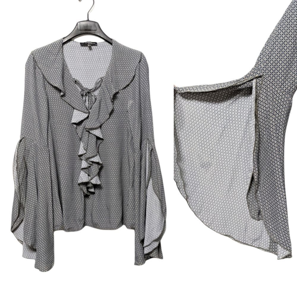 CARLA by ROZARANCIO Ruffle Mosaic Print Split Layered Bell Sleeve Blouse 2